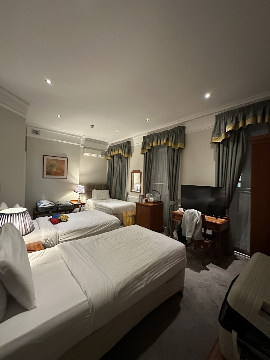 Staunton Hotel