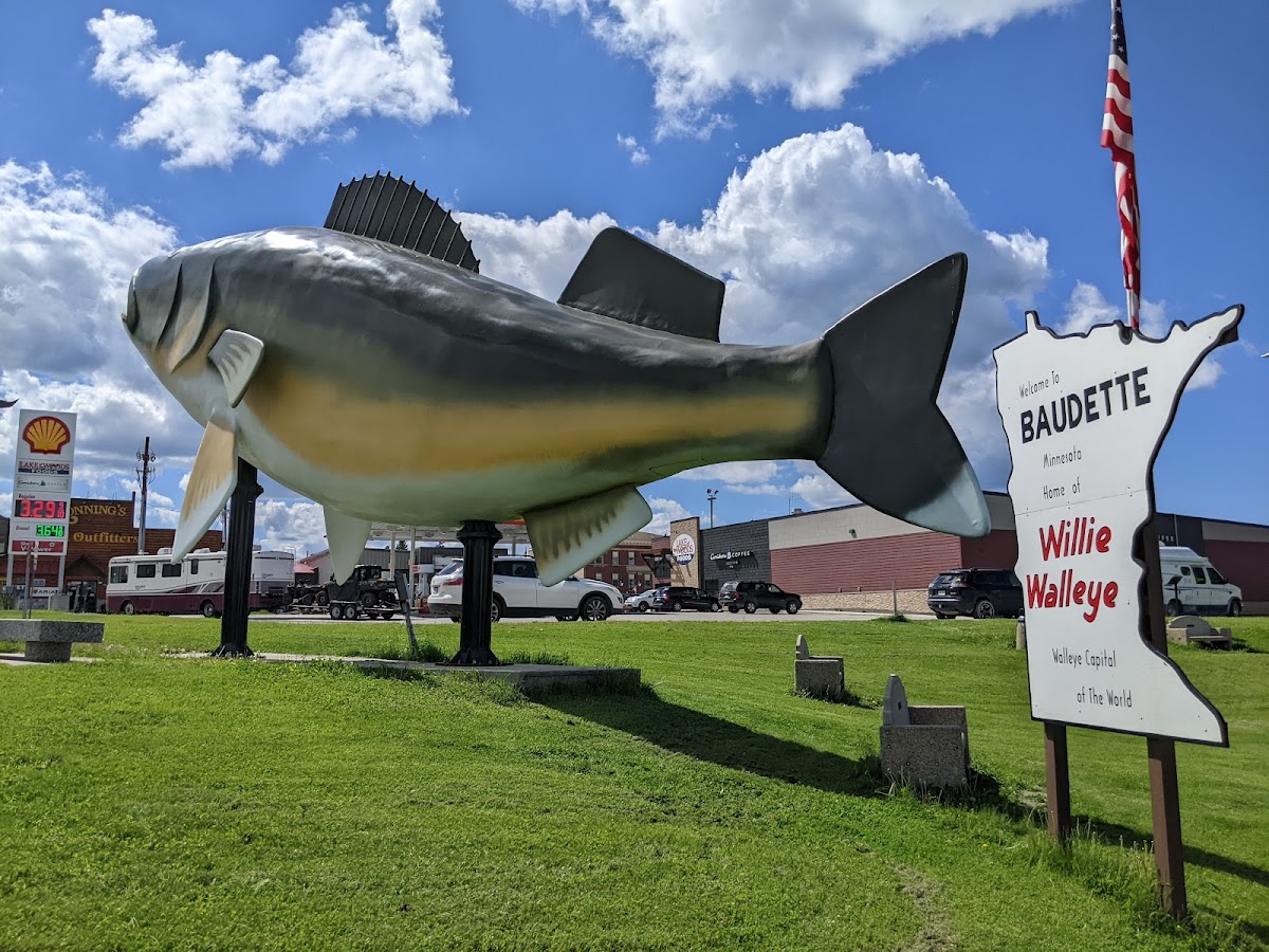 Willie the Walleye Statue