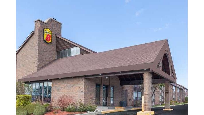 Super 8 by Wyndham Sudbury ON