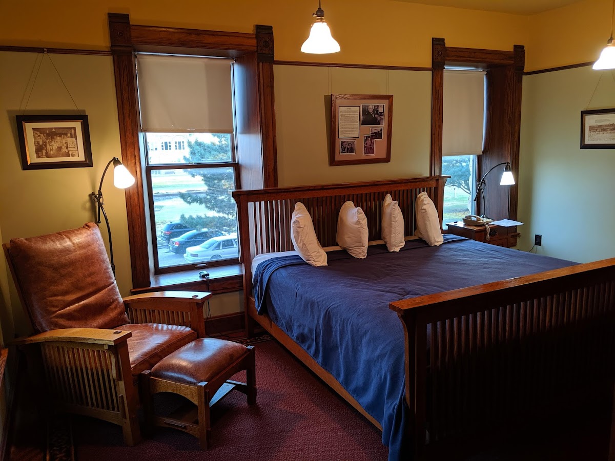 Midland Railroad Hotel & Restaurant photo 2