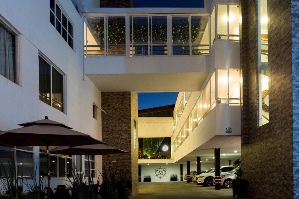 HOTEL MONUMENTAL