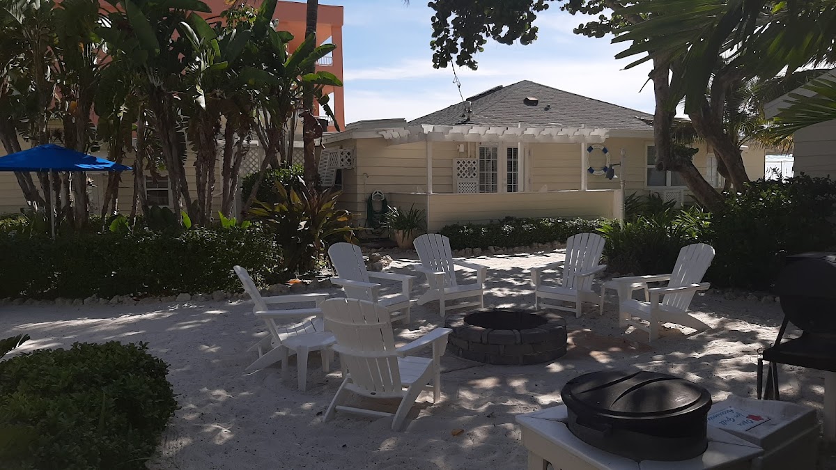 Bungalow Beach Resort photo 3