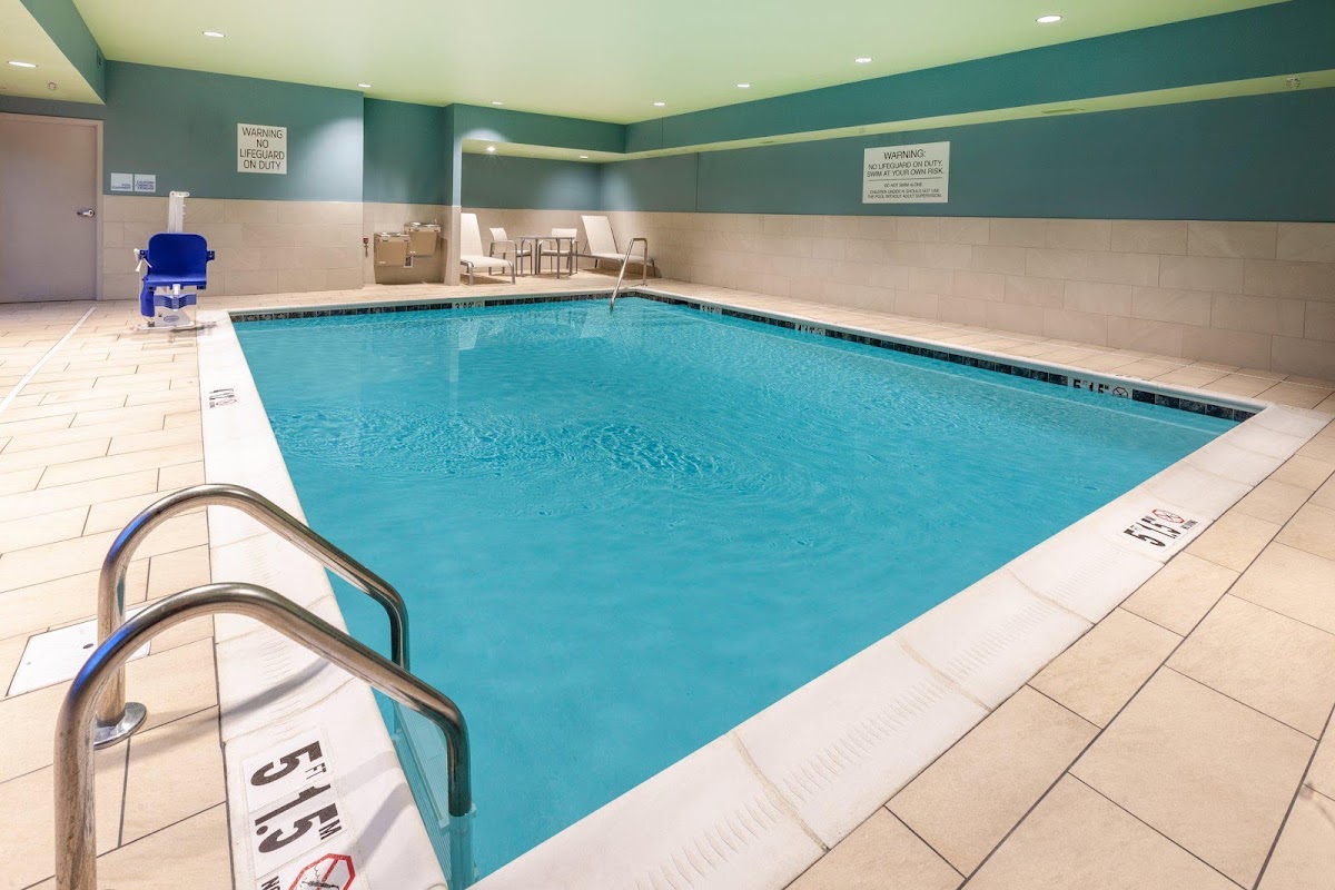 Holiday Inn Express & Suites Brunswick - Harpers Ferry Area by IHG photo 3