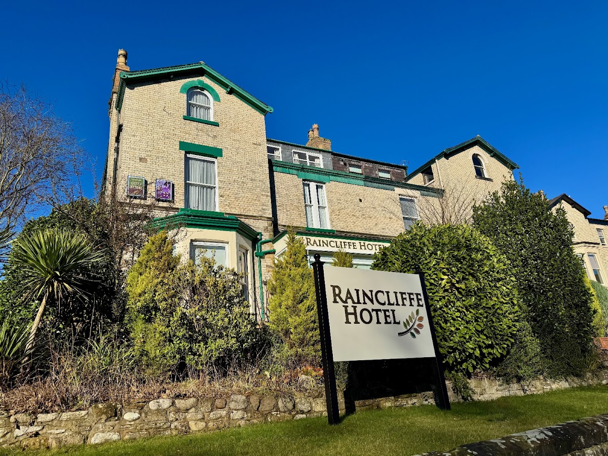 Raincliffe Hotel