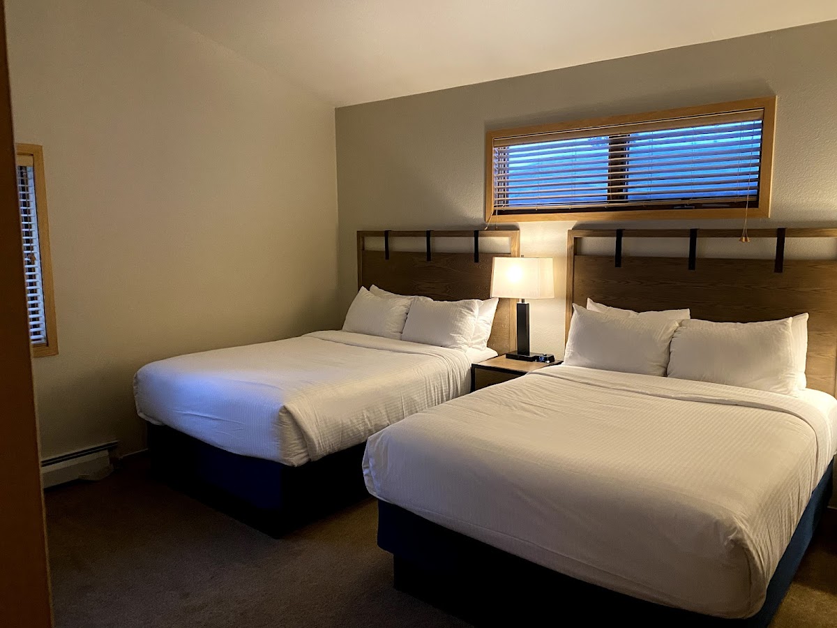 Gold Point Resort by Vacatia