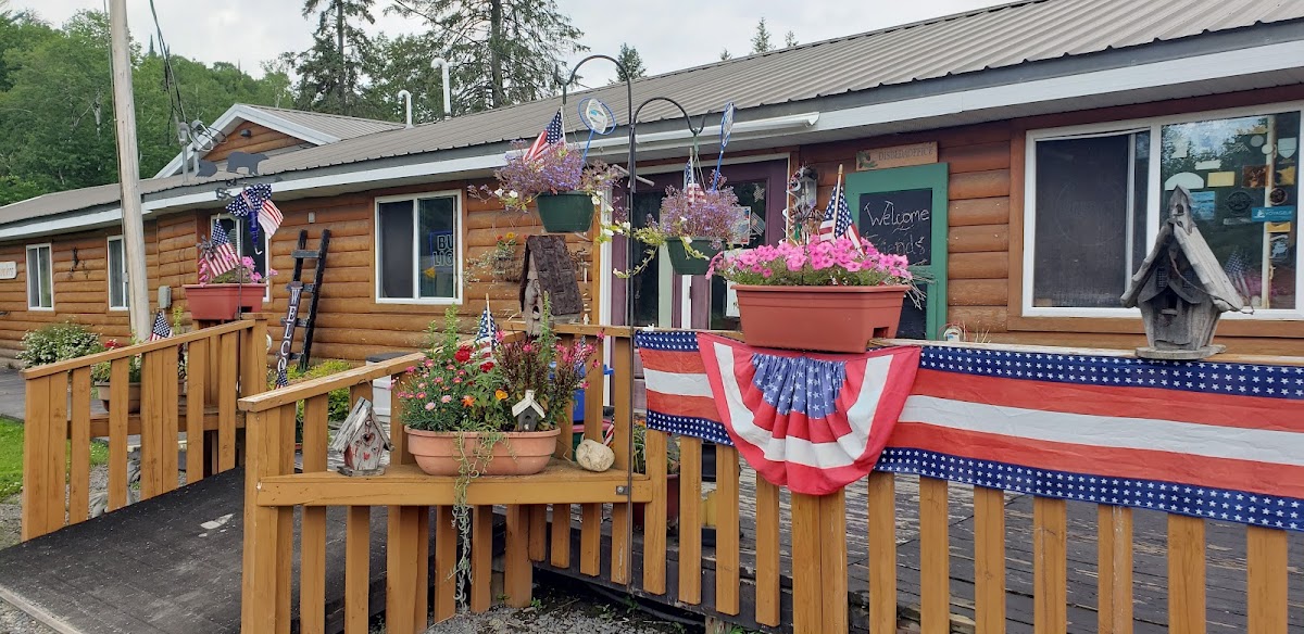 Ash Trail Lodge