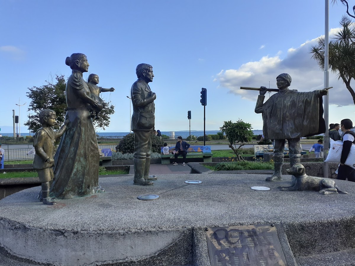 Monumento a la Colonización Alemana