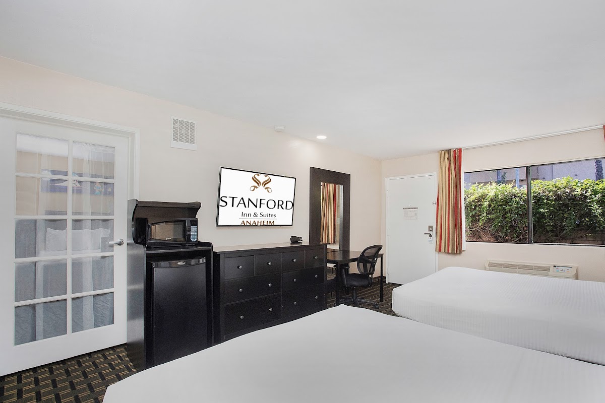 Stanford Inn & Suites photo 2