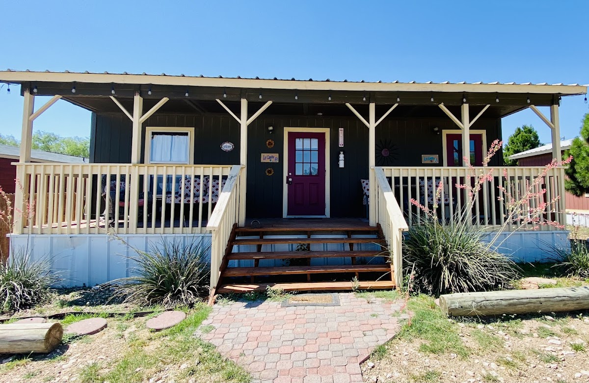 Vara Guest House Lodging, Cabins and RV Park