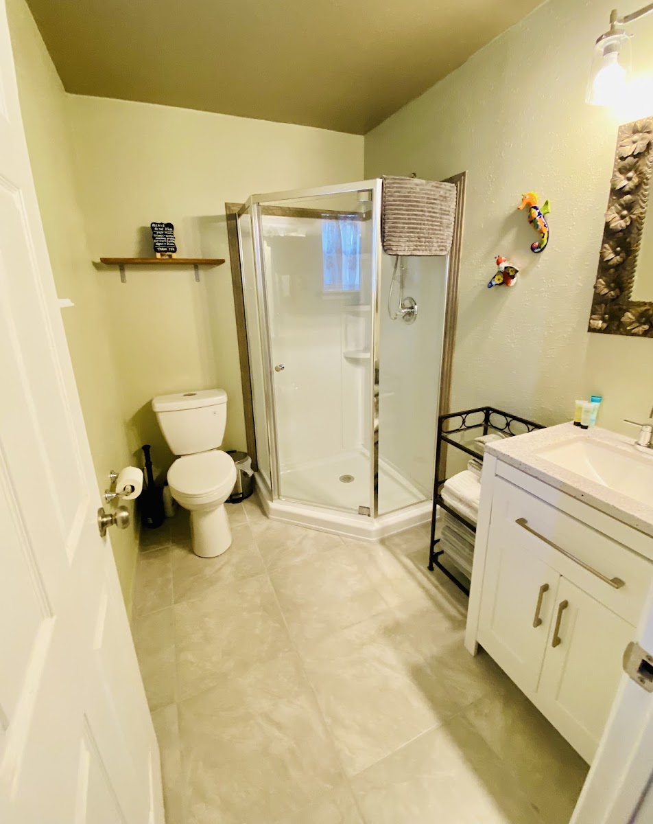Vara Guest House Lodging, Cabins and RV Park photo 3