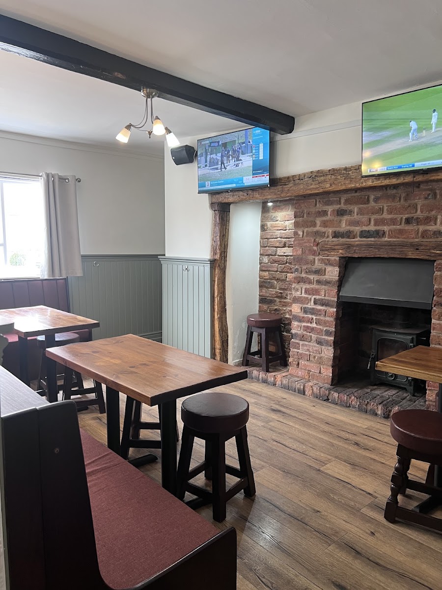 The Red Lion photo 3