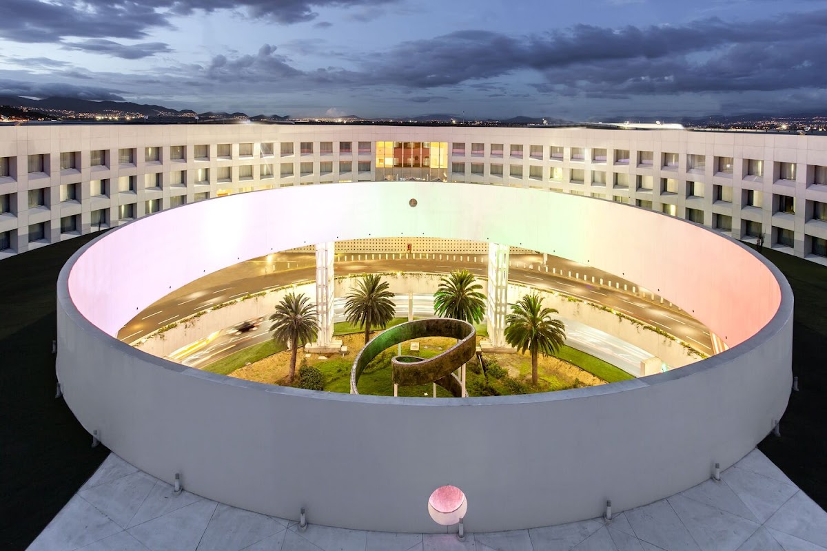 Hotel NH Collection Mexico City Airport T2
