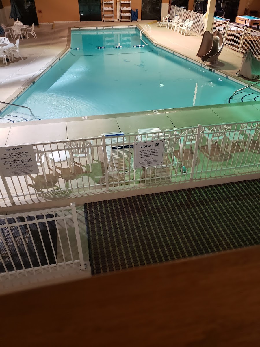 Americas Best Value Inn Lansing photo 3