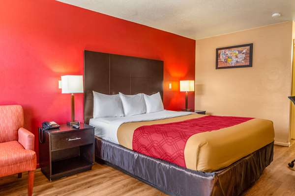 Econo Lodge Meridian South photo 2