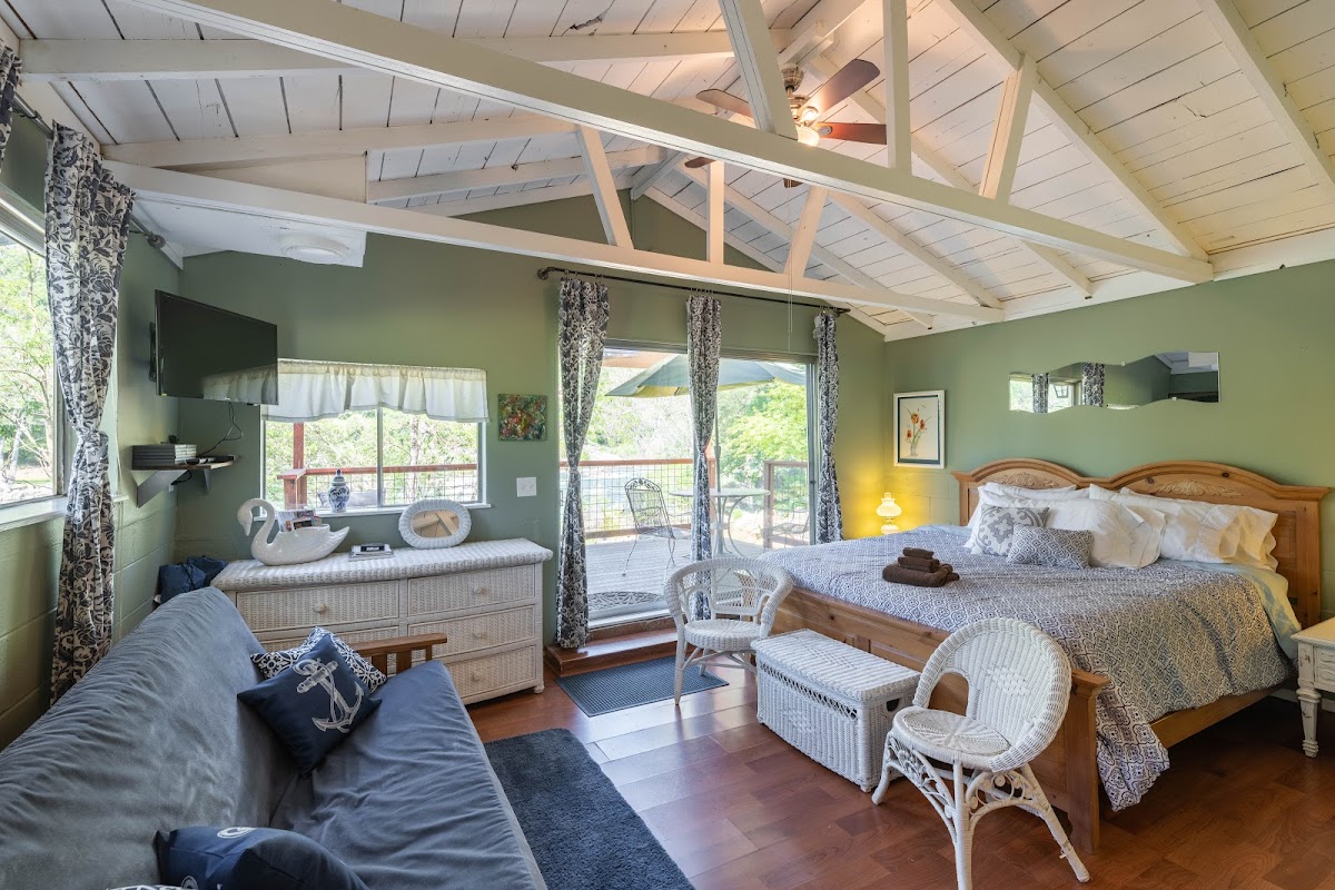 Coloma Cottages photo 2