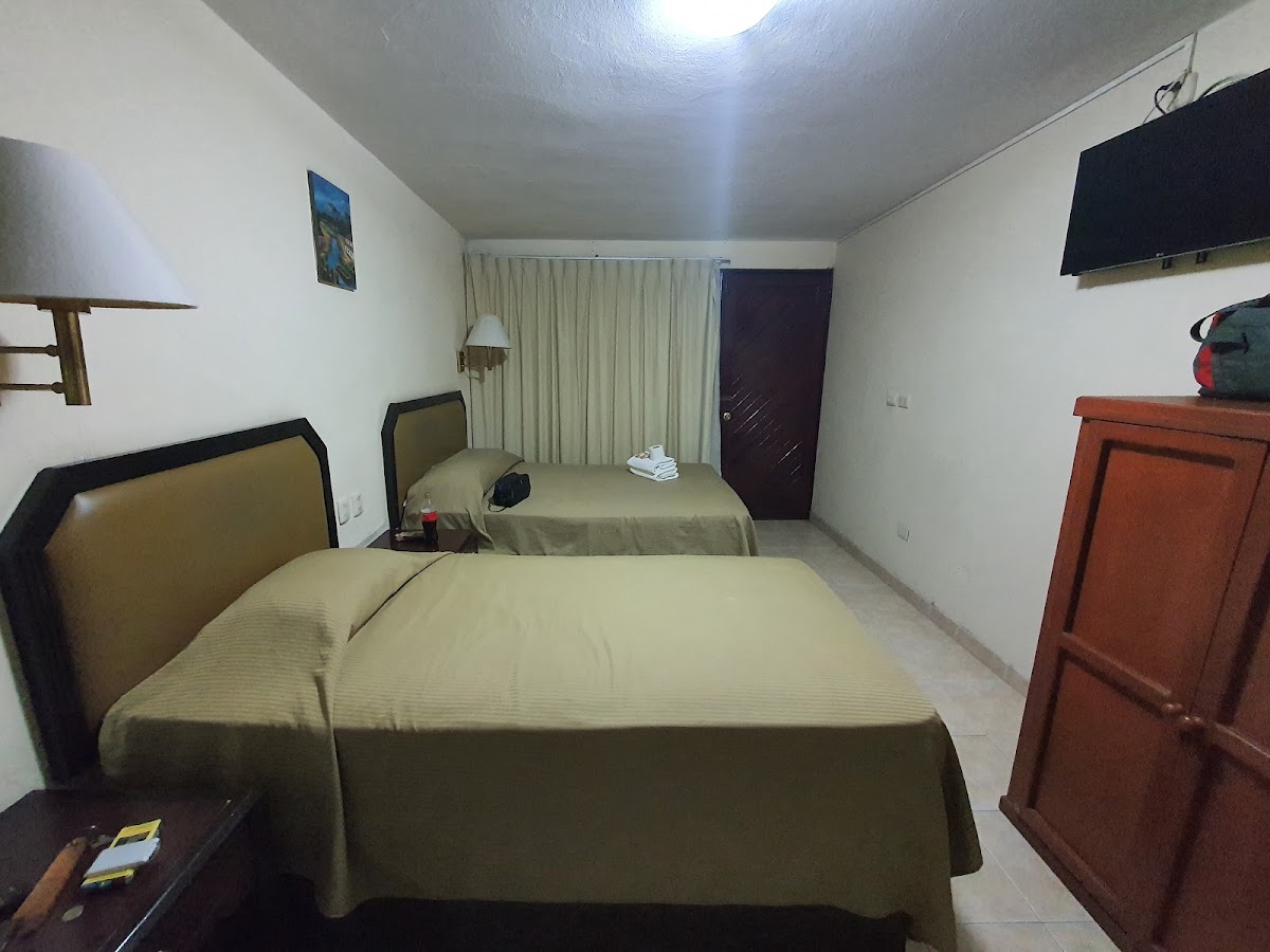 SIESTA INN