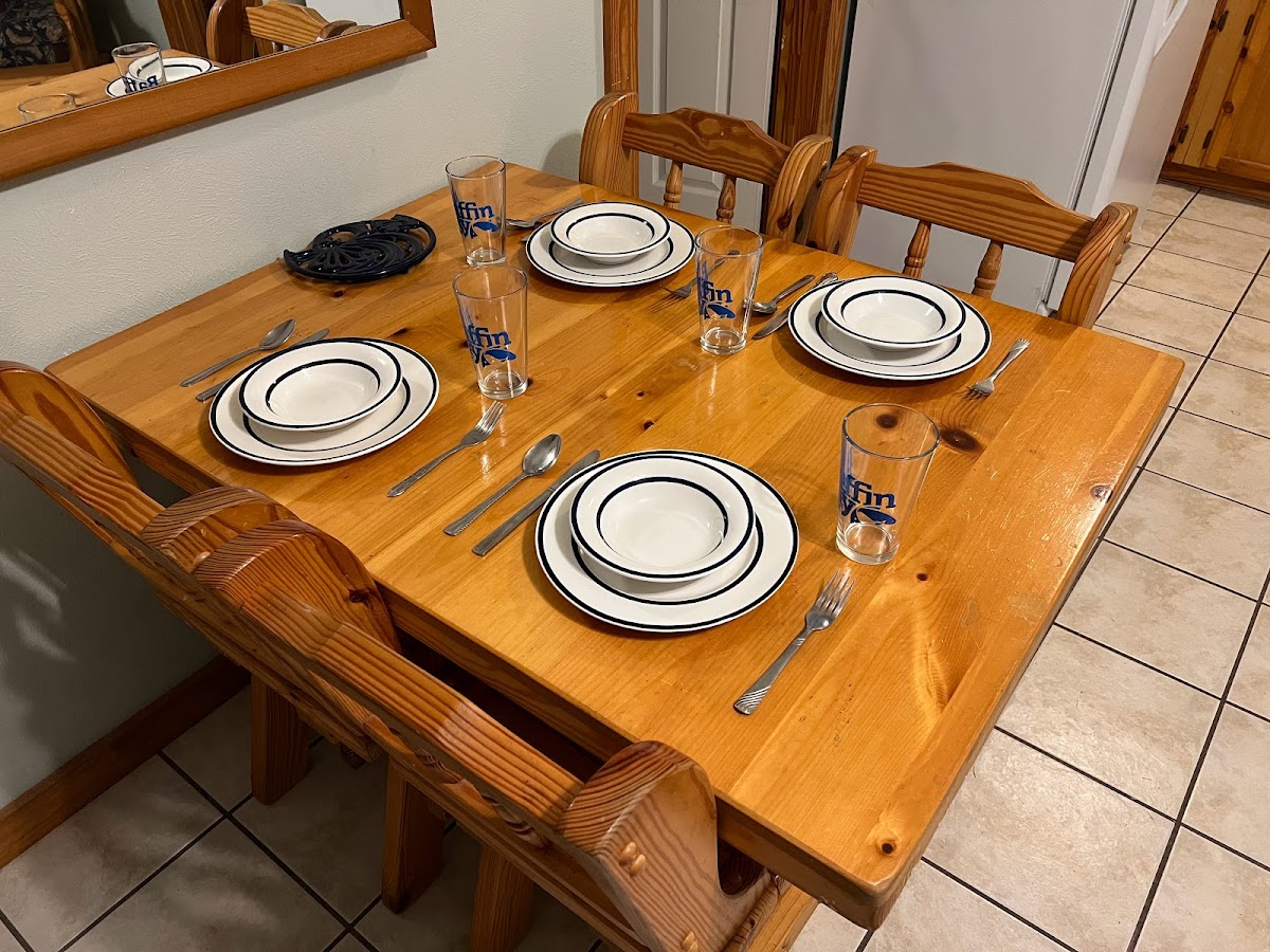 Baffin Bay Lodge photo 3
