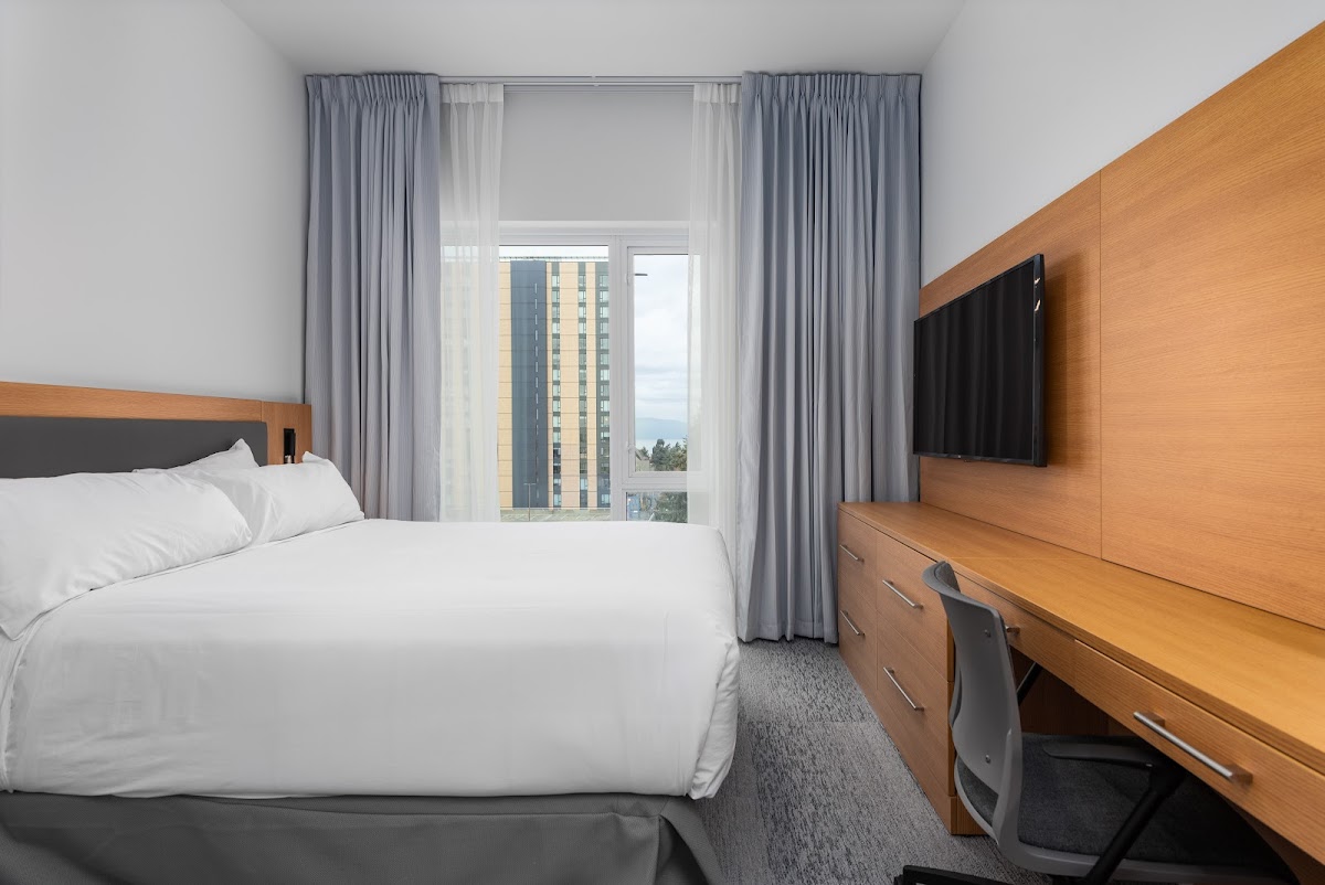 West Coast Suites at UBC photo 2