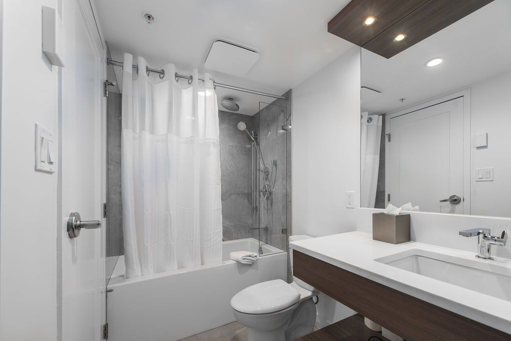 West Coast Suites at UBC photo 3