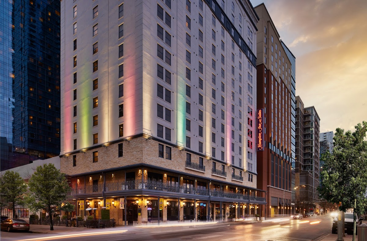 Hampton Inn & Suites Austin Downtown