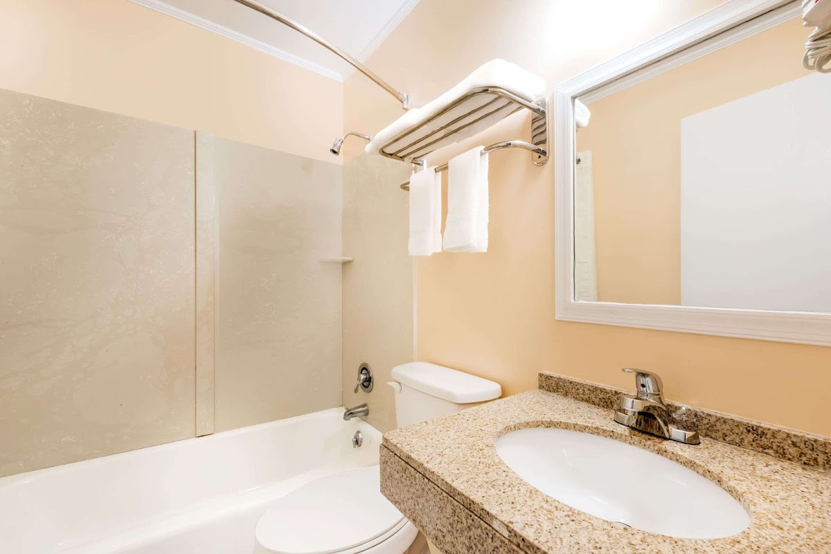 Budget Inn Mifflintown photo 3