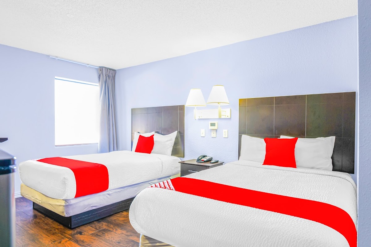 OYO Hotel Irving DFW Airport South photo 2