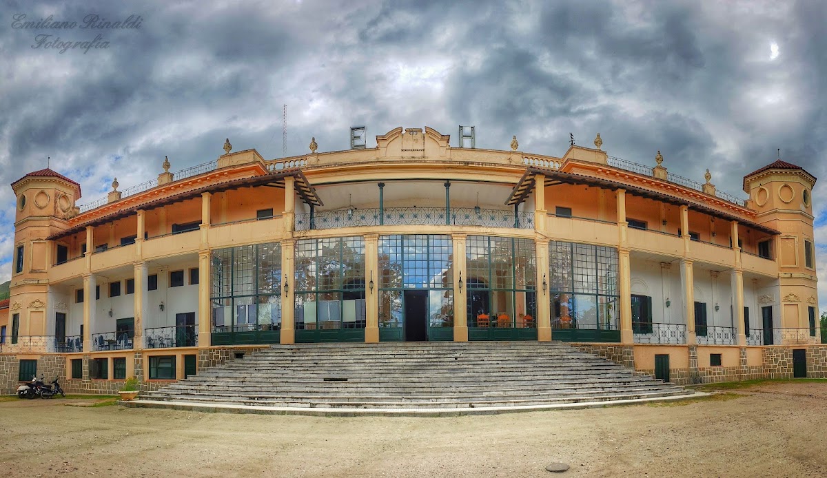 Eden Hotel