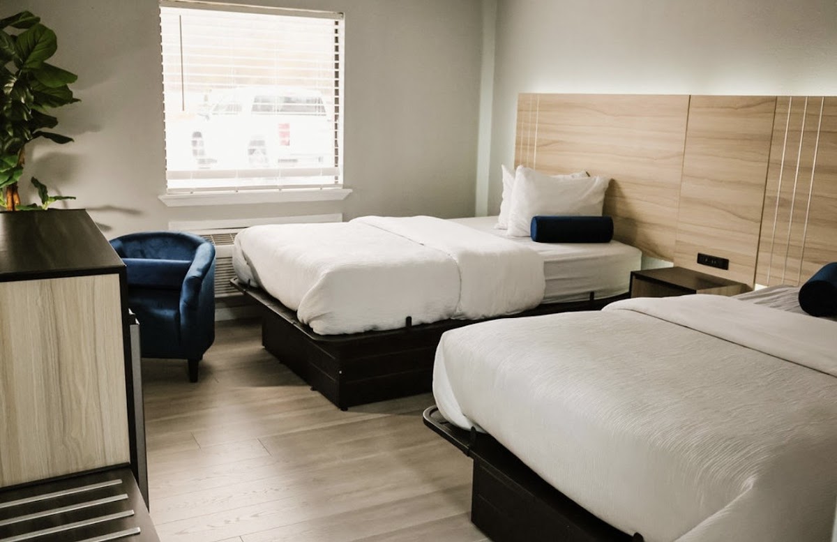 Road House Hotel & RV Park