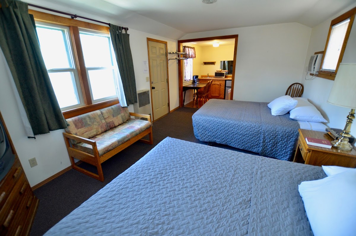 Hillcrest Cottages photo 2