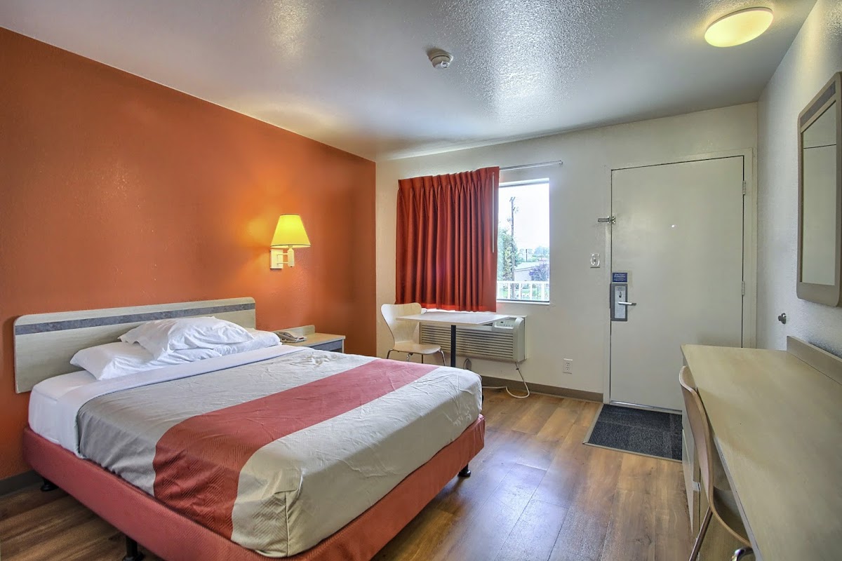 Motel 6 New Cumberland, PA - Harrisburg - Hershey South photo 2
