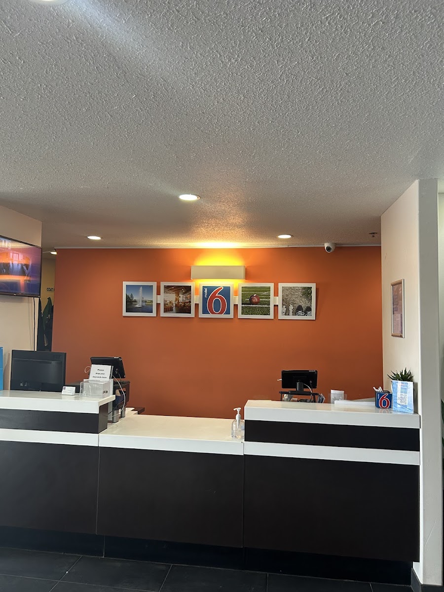 Motel 6 Regina, SK photo 3