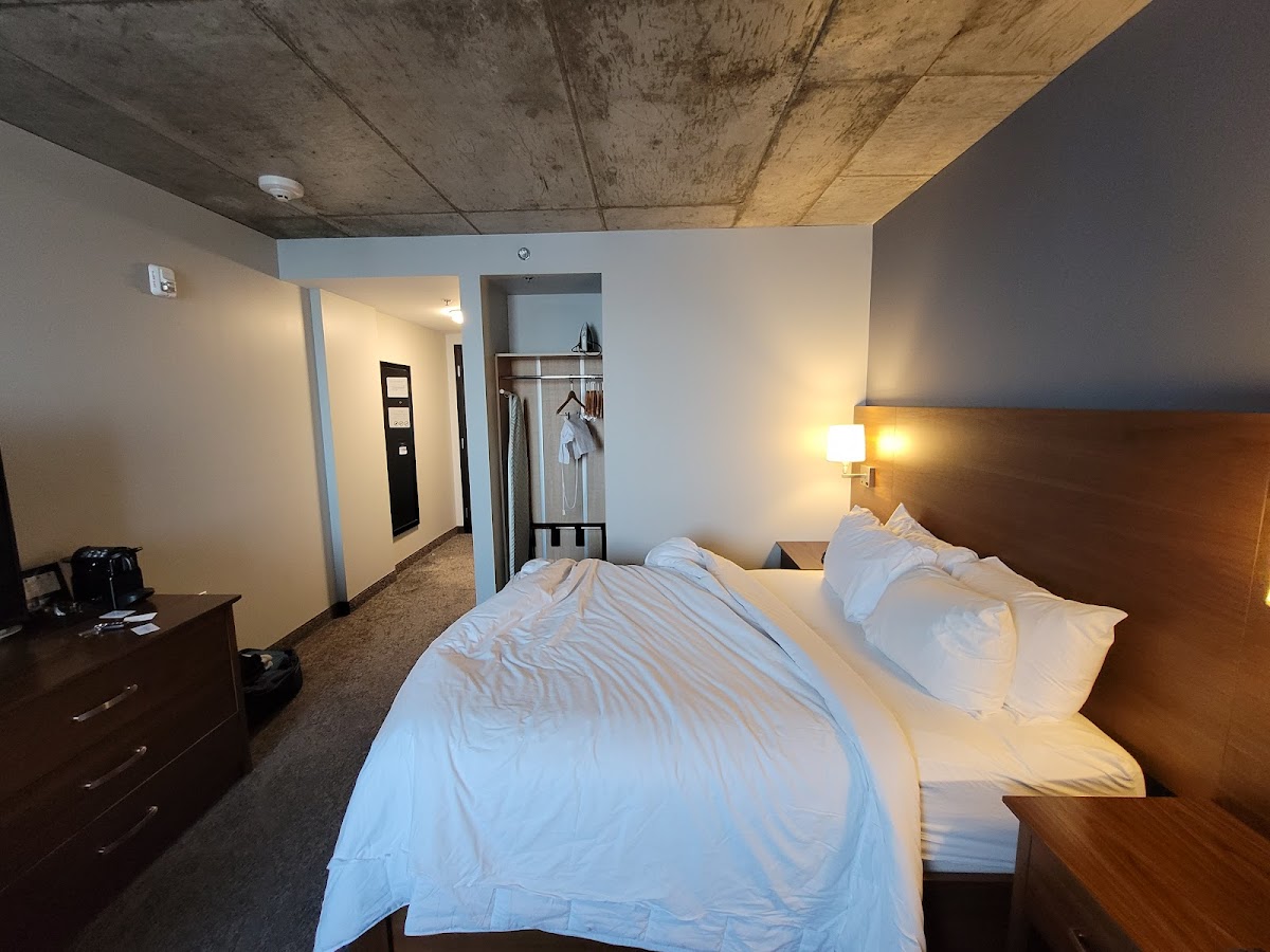 Impéria Hôtel & Suites Boucherville