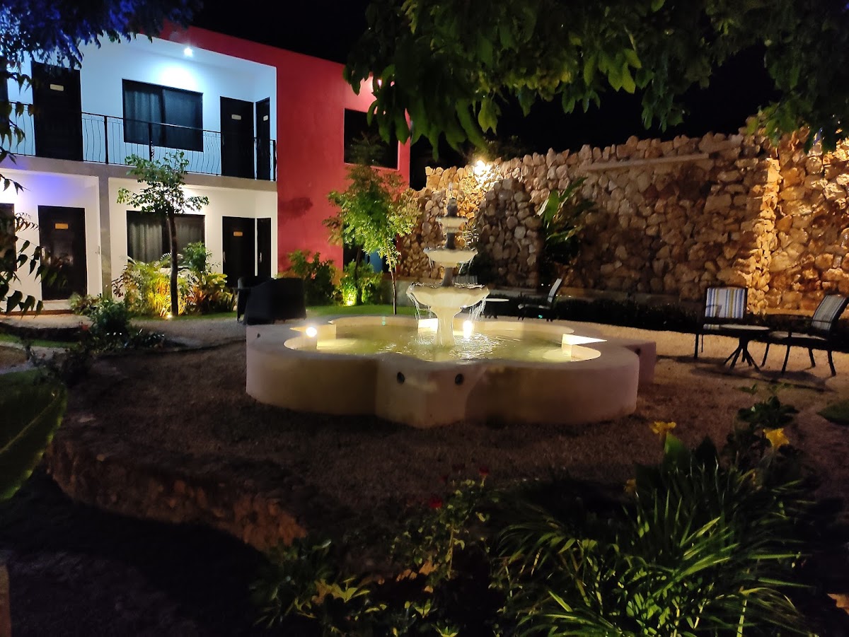 CASA YAXCHE