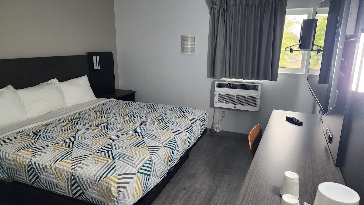 Motel 6 Portland, ME photo 2