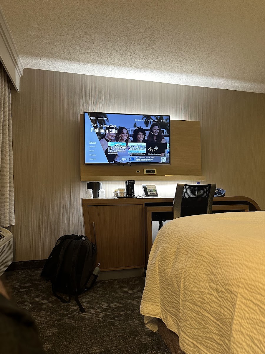Courtyard by Marriott Cleveland Independence photo 3