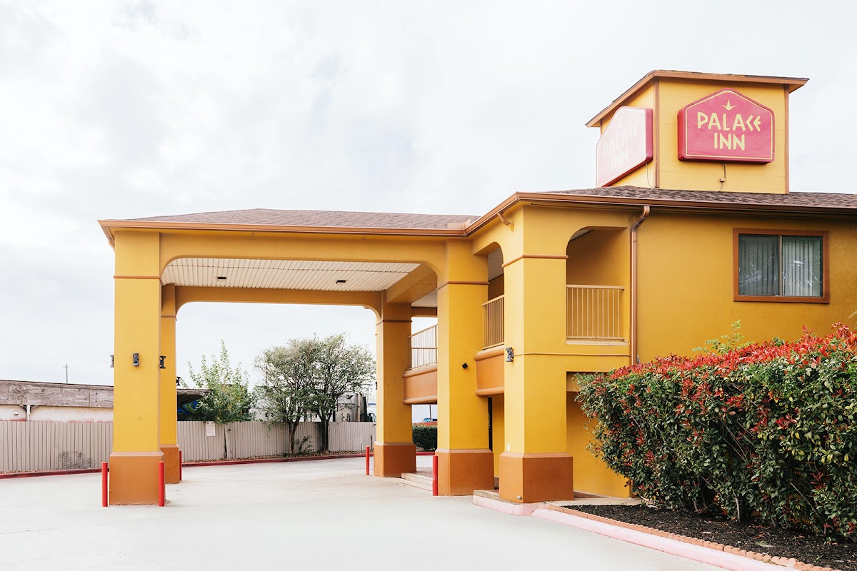 Palace Inn McCarty