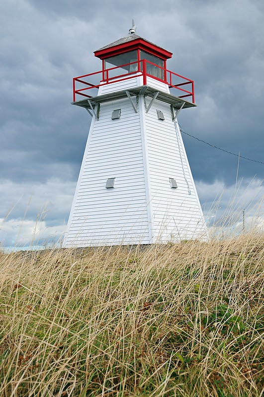 Marache Point Lighthouse