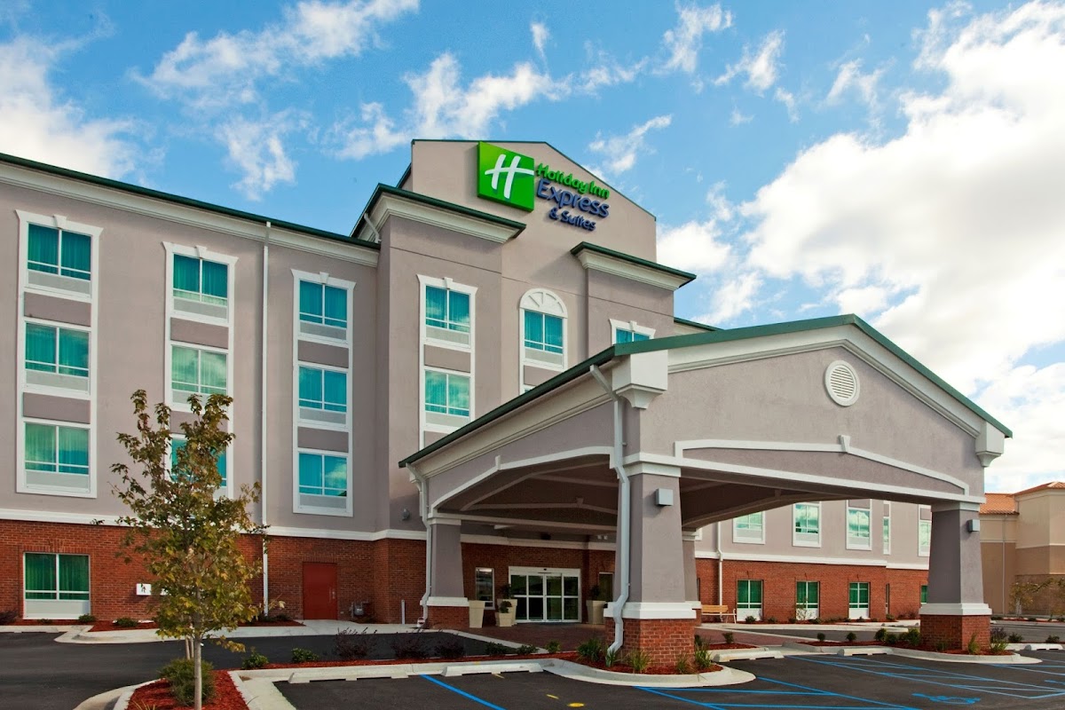Holiday Inn Express & Suites Valdosta West - Mall Area by IHG