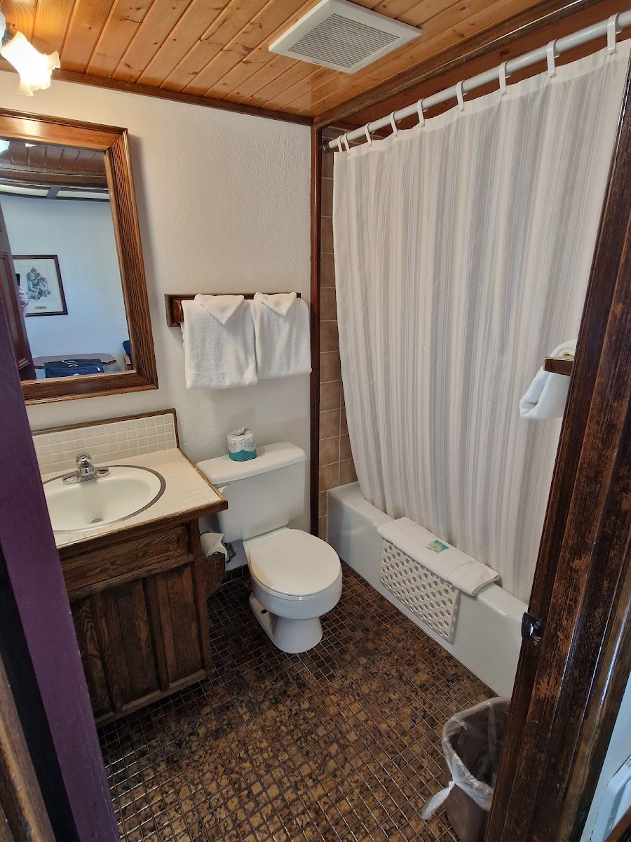 Sequim West Inn & RV Park photo 2
