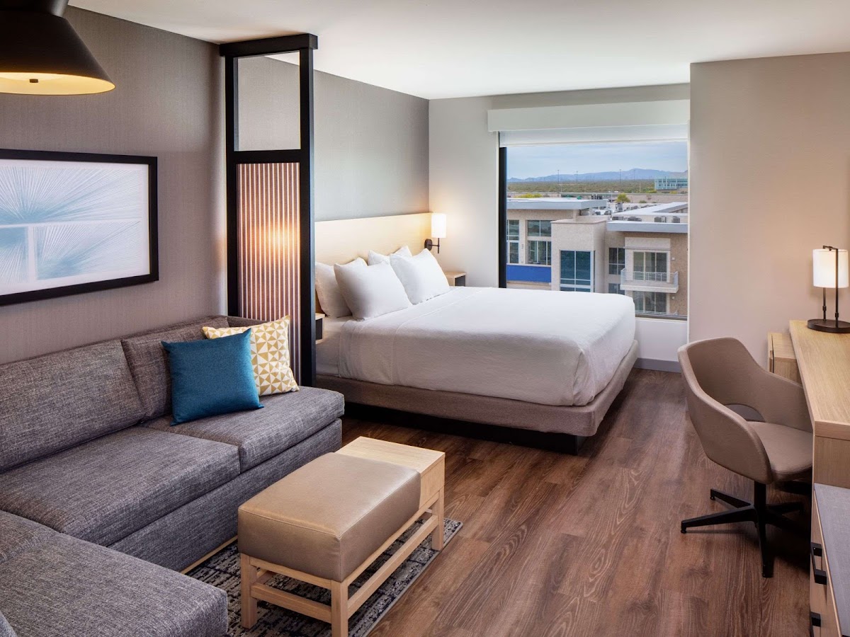 Hyatt Place Scottsdale - North photo 2