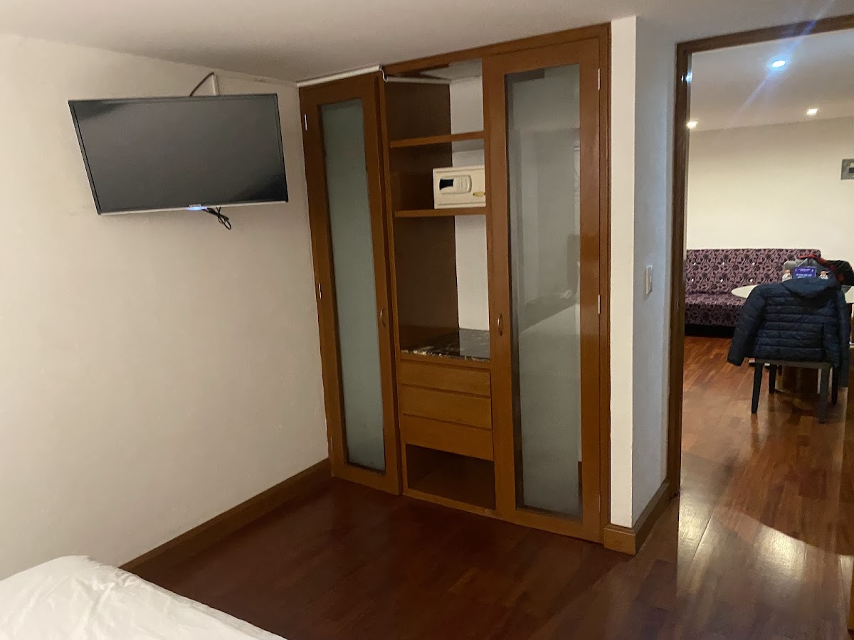 Condesa Suites Hotel photo 2