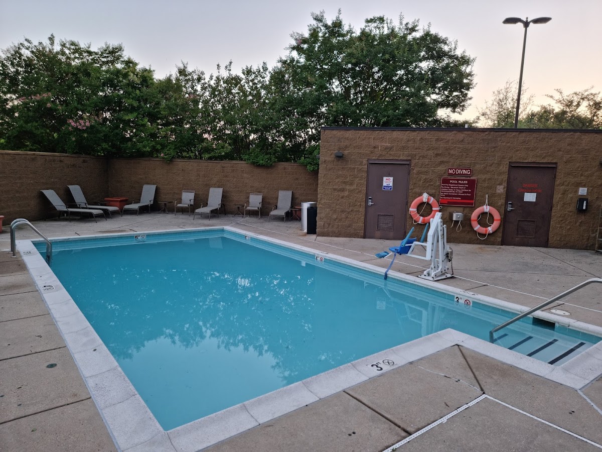 Hampton Inn Bowie photo 3