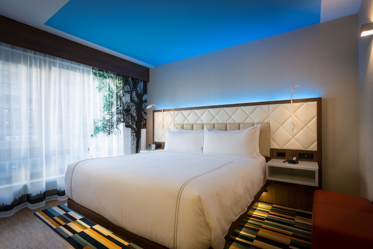 EVEN Hotel Ann Arbor S - University Area by IHG photo 2