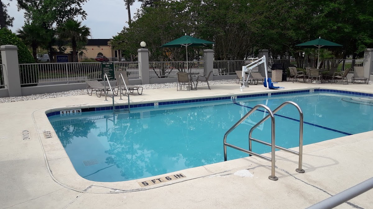 La Quinta Inn & Suites by Wyndham Jacksonville Mandarin photo 3