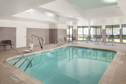 Courtyard by Marriott Portland Airport photo 3