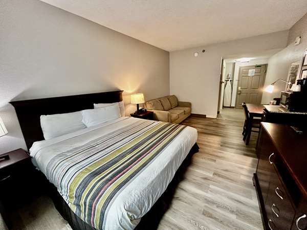 Country Inn & Suites by Radisson, Columbus, GA photo 3