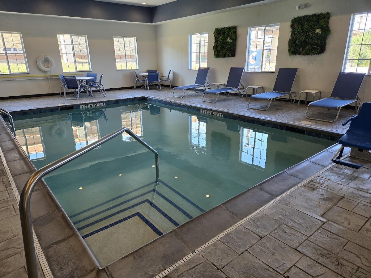 Comfort Inn & Suites Euless DFW West photo 3