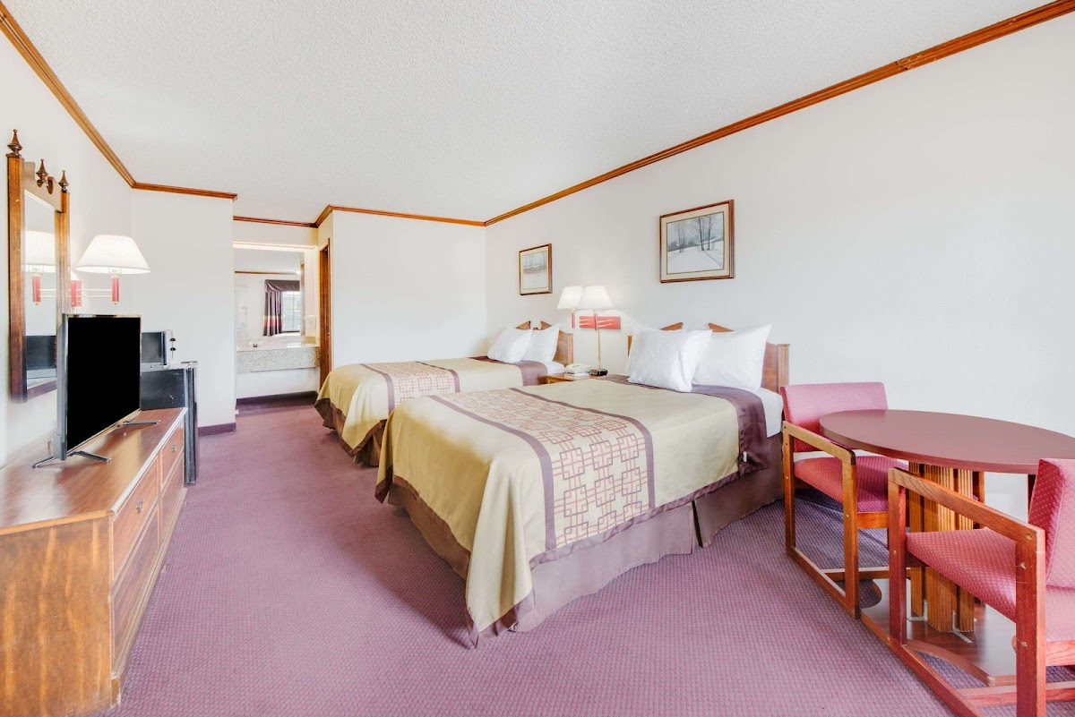 Days Inn by Wyndham Monett photo 3