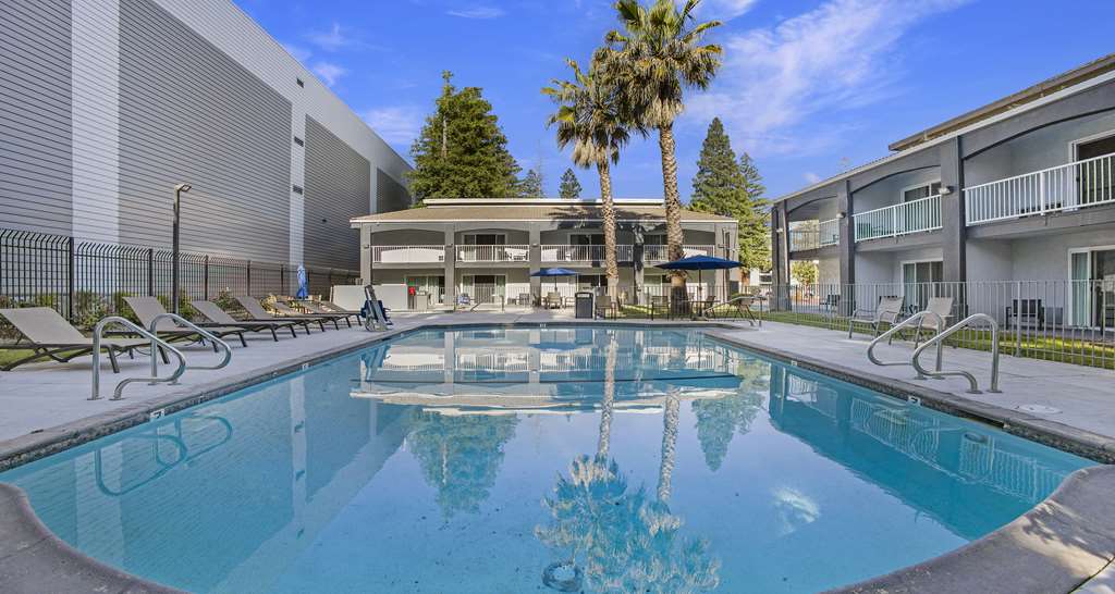 SureStay Plus by Best Western Sacramento North