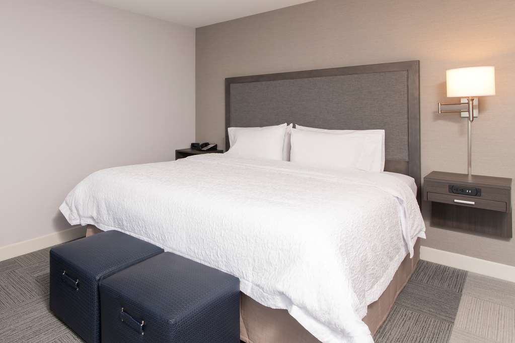 Hampton Inn & Suites Michigan City photo 2
